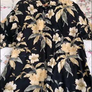 Men’s Tommy Bahama silk Hawaiian shirt